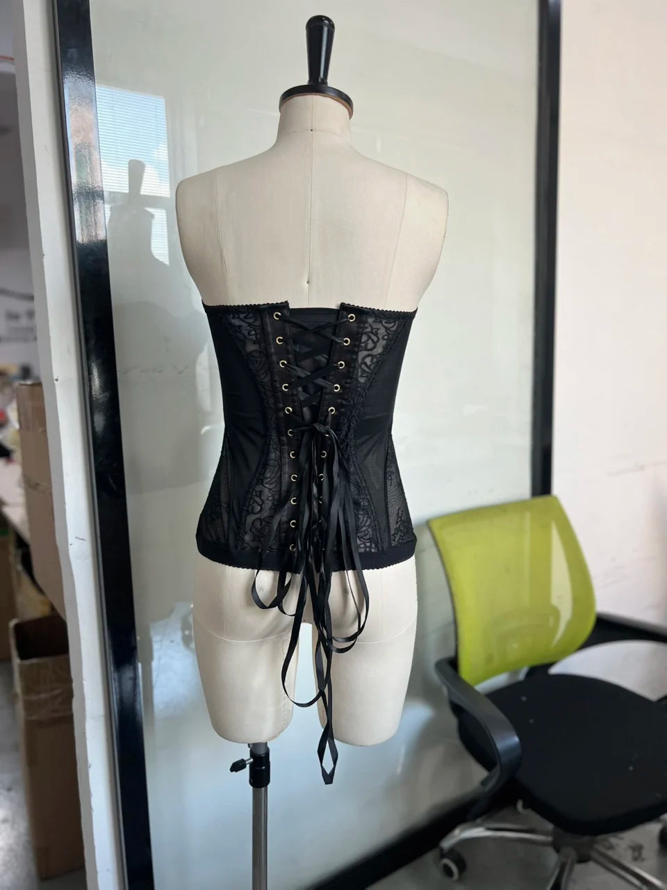 Spicy Girl Sexy Tight Corset Lace Hollow Sleeveless Strapless Top 2025 Summer Fashion Women Street Trendy Vest